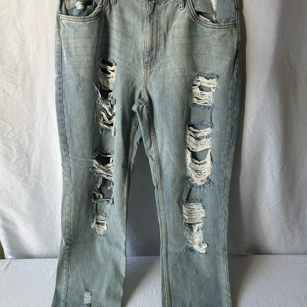 Refuge Light Wash Jeans Distressed Size 15 Boyfriend Relaxed 28 Inch Inseam